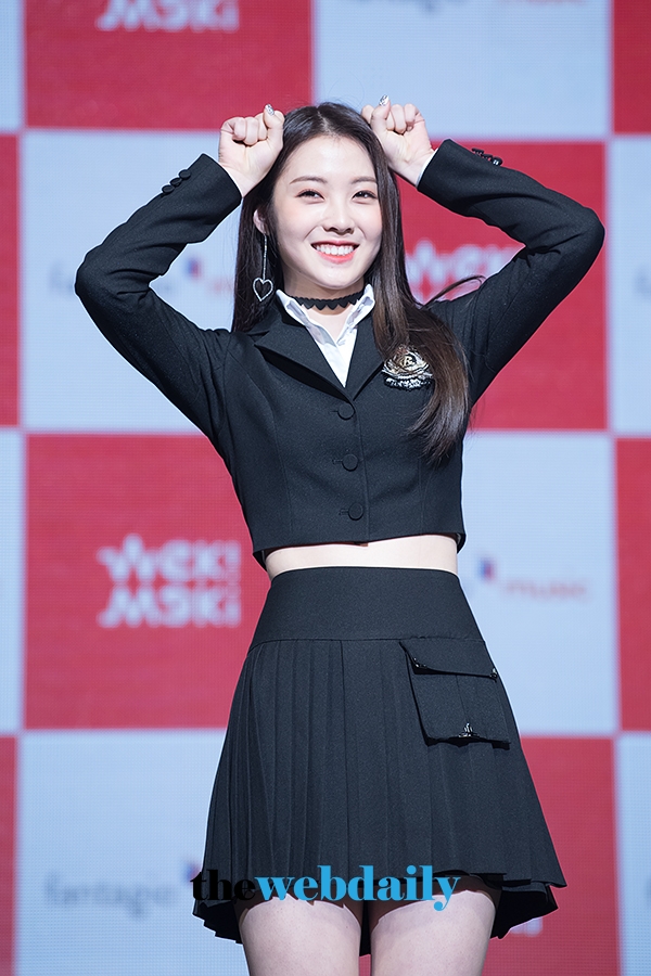 위키미키 루시, 위키미키 두 번째 미니 앨범 '럭키(Lucky)' 쇼케이스
