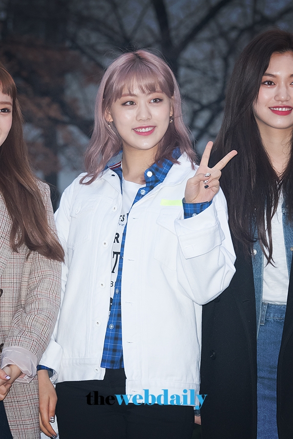 위키미키 루아, 뮤직뱅크 출근길 현장