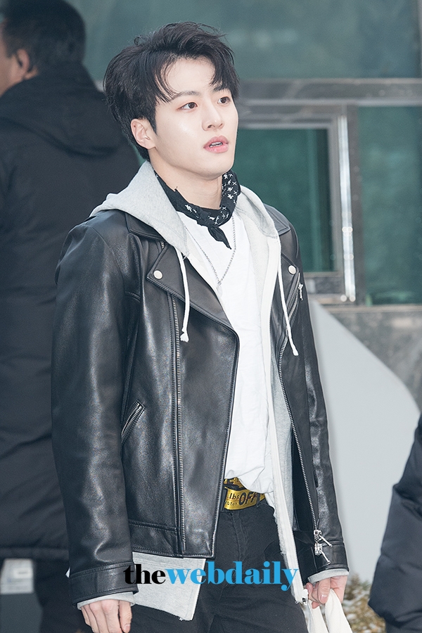 더유닛 유닛B 필독, 뮤직뱅크 출근길 현장