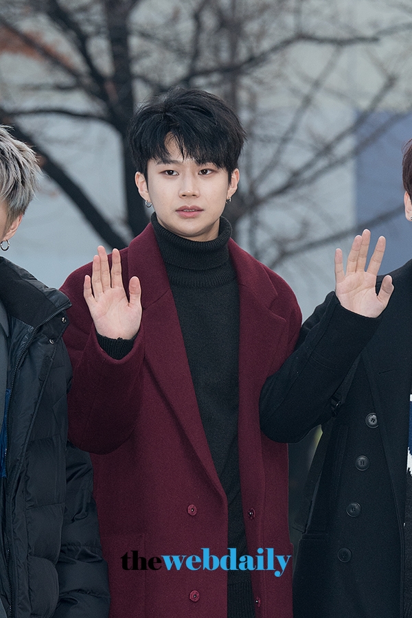 더유닛 유닛B 마르코, 뮤직뱅크 출근길 현장