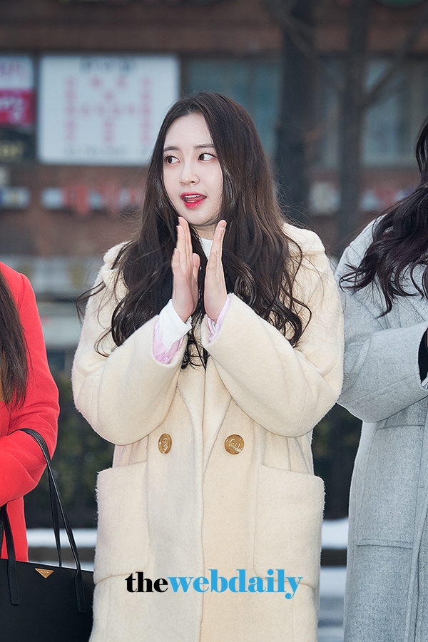 모모랜드 태하, 뮤직뱅크 출근길 현장