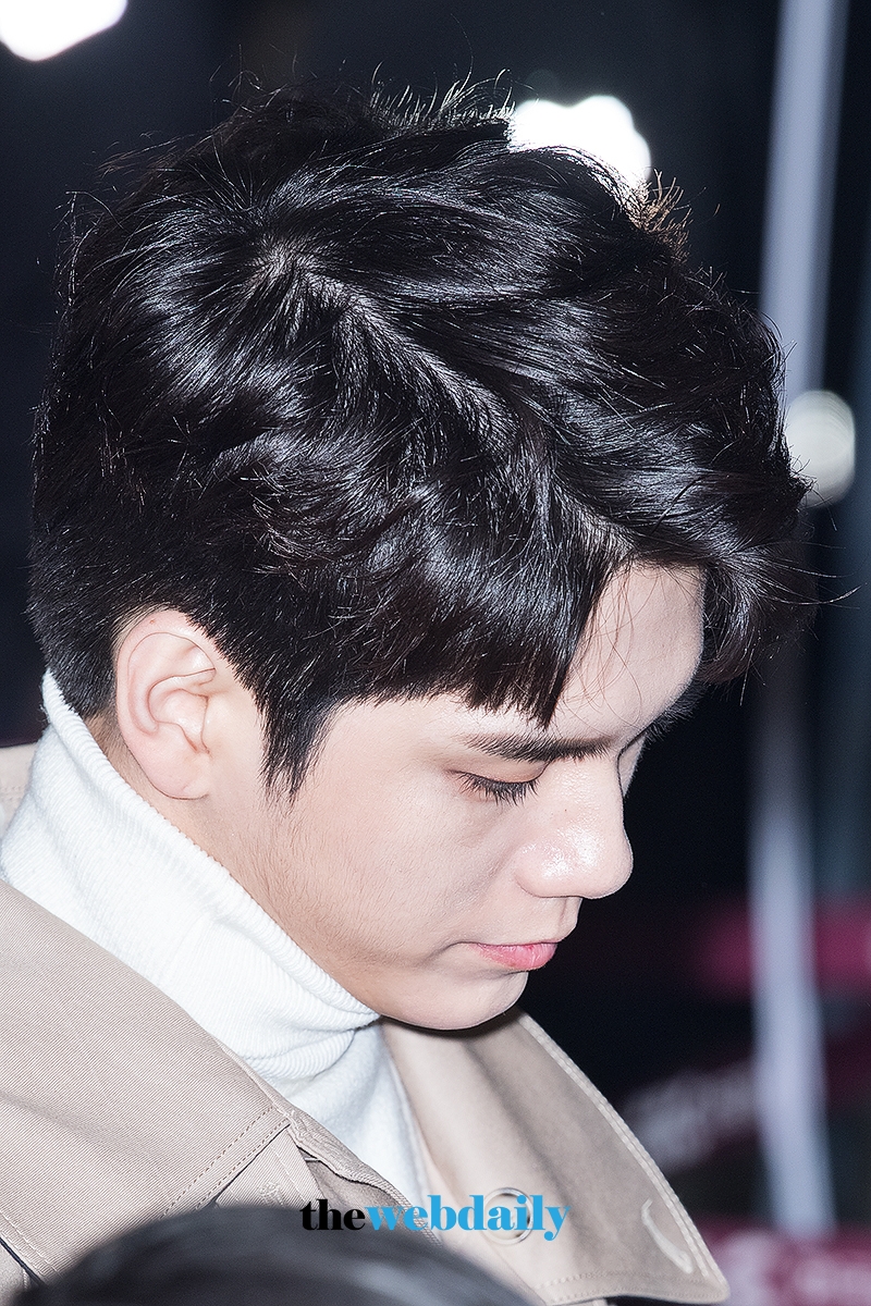 워너원(WannaOne) 옹성우, 김포국제공항 국내선 출국 현장