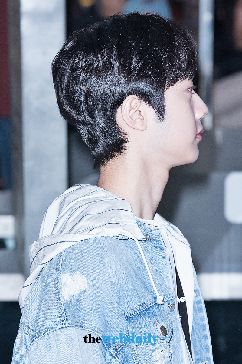 워너원(WannaOne) 라이관린, 김포국제공항 국내선 출국 현장