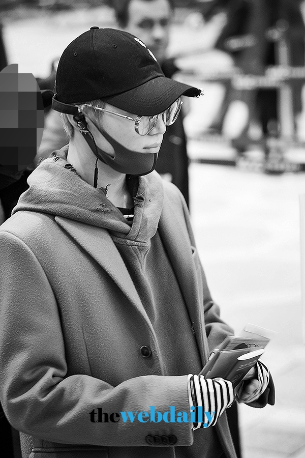 샤이니 태민, 김포국제공항 출국 현장