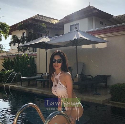 '선글라스 낀 채' 이영유, 완벽 몸매 뽐내...'베이글녀의 위엄'