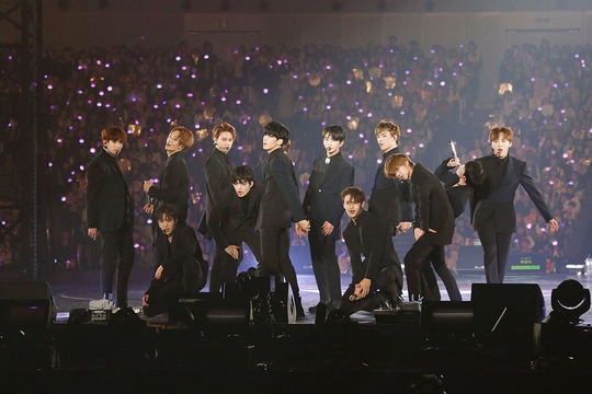 세븐틴, 일본 아레나 투어 마무리...5월 일본 데뷔 발표
