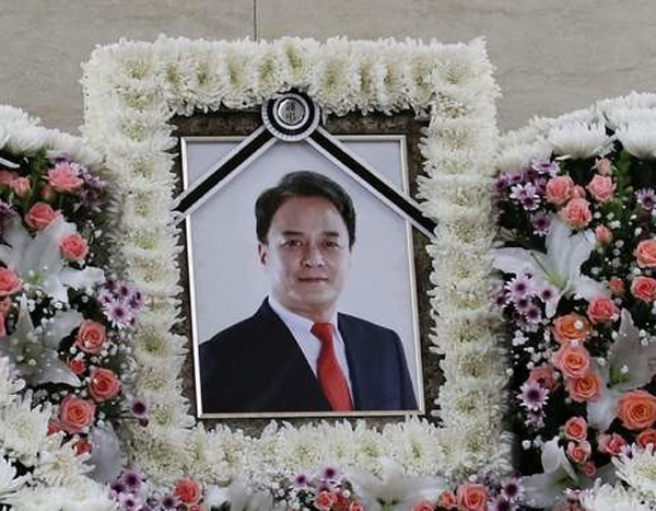 조성규, '작심한듯 쏟아낸 발언....'故 조민기 빈소' 상황두고 잡음