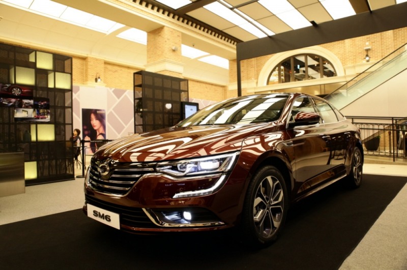 신세계 강남 파미에스테이션에 마련된 SM6 라운지.(사진=르노삼성자동차)