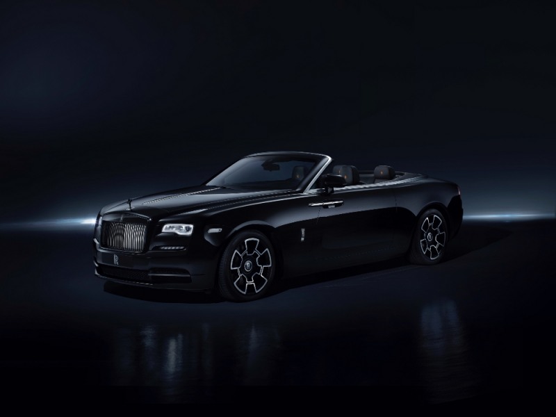 던 블랙 배지 외관.(사진=롤스로이스모터카)