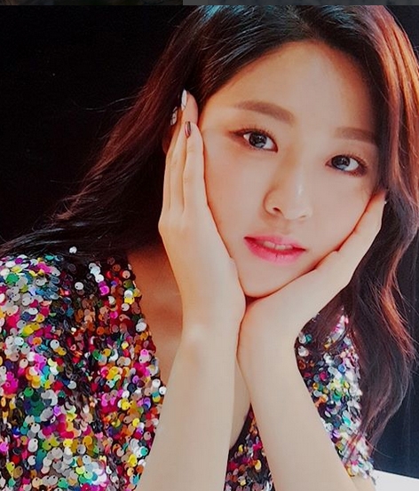 (사진=설현 SNS 캡처)
