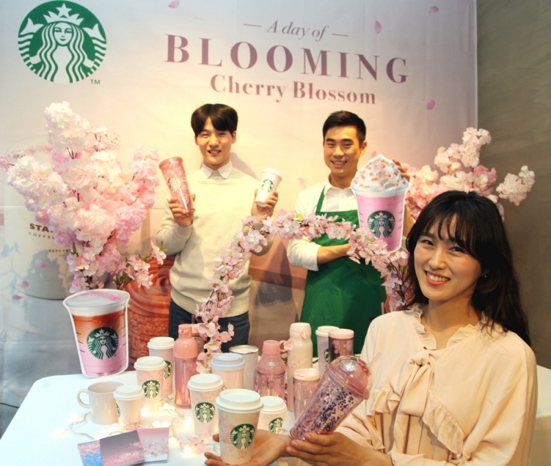 올 봄에도 찾아온 스타벅스 체리블라썸 프로모션 (사진=스타벅스)