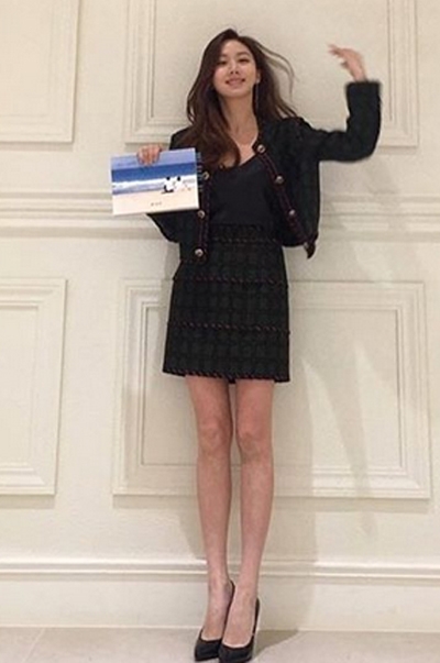 부러질 듯 가녀린 고속도로 다리라인....고성희, '긴 생머리 찰랑'