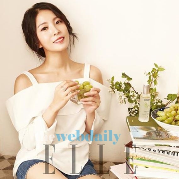 보아, 양 어깨 드러낸 채 청순+섹시美...돋보이는 쇄골라인