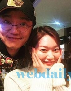 눈부신 미모 뽐낸 신민아와 다정샷...조한철, '그저 부러울 뿐'