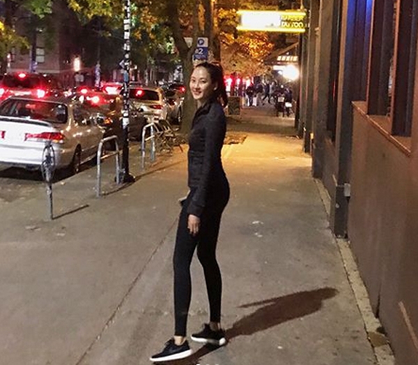 혜박, '수수한 차림에도....숨길수 없는 우월한 라인'