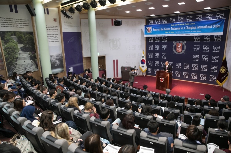 아시아와 세계 강연 모습.(사진=한국 토요타 자동차)