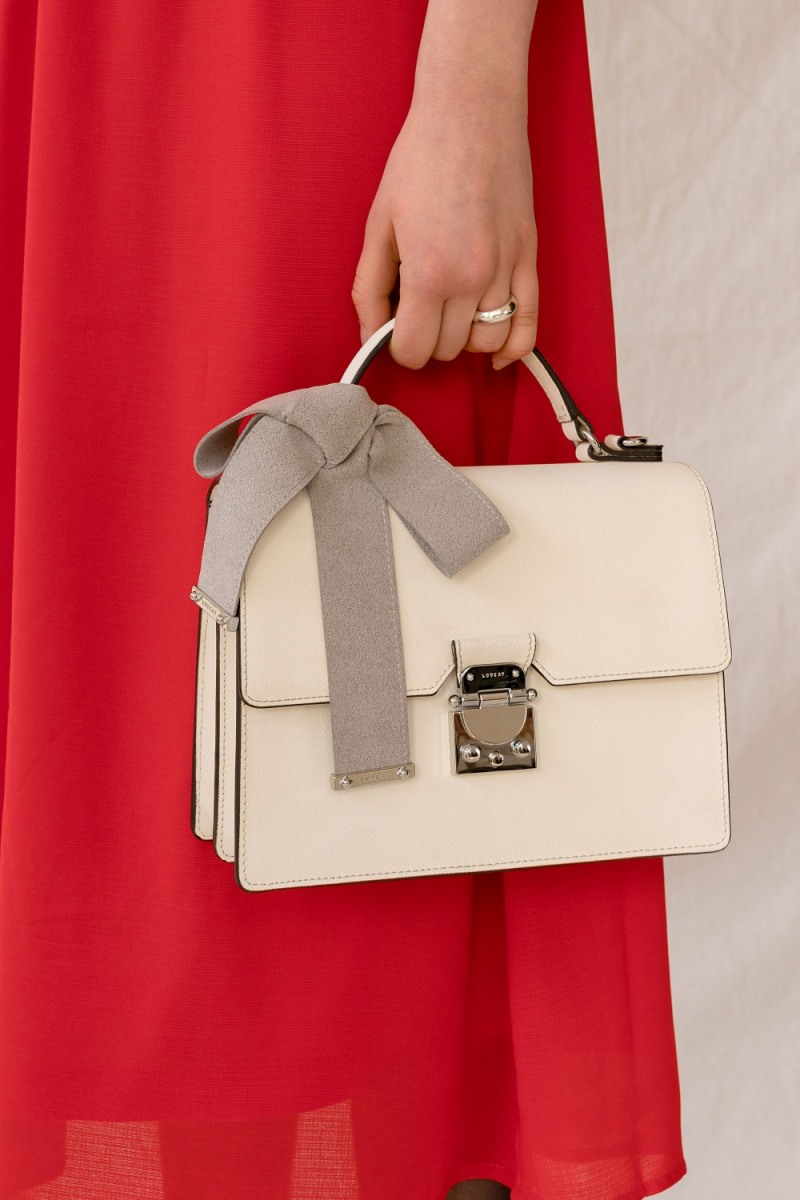 러브캣, 컬러웨이 돋보이는 베이직46(Basic46) 토트백 출시