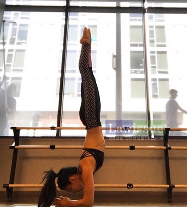 '류 쿠마가이', '요가삼매경에 빠진 일상....흐트러짐 없는 집중력'