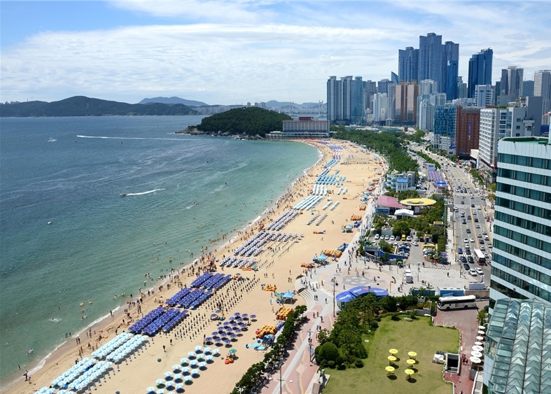 부산 첫 열린관광지로 선정된 해운대해수욕장.(제공=해운대구)