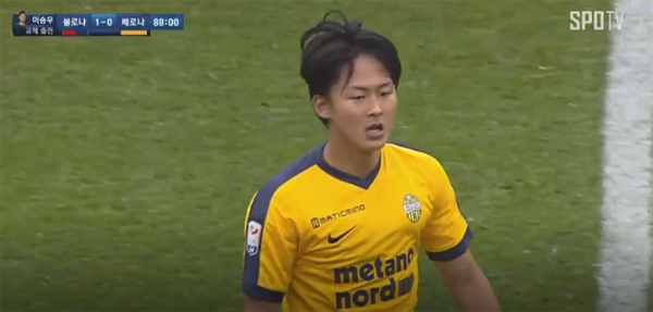 이승우, 문전 쇄도하며 기습적인 강슛....강렬한 여운만 남았다