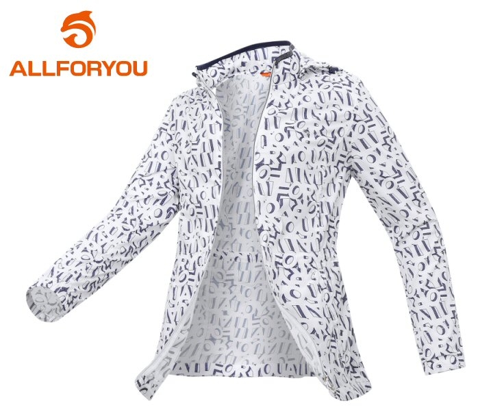 올포유 레터링 패턴 바람막이.(사진=한성에프아이)