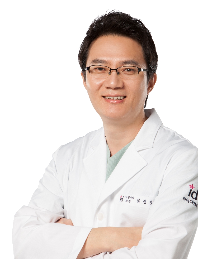 (사진=성형외과 전문의 황인석 원장)