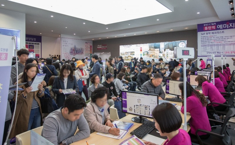 금성백조 동탄역 예미지 3차 상담 전경. (사진=리얼투데이)