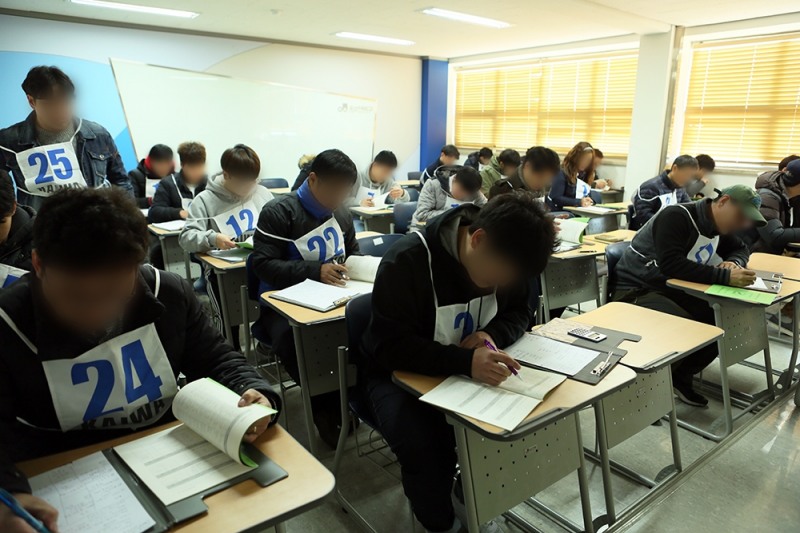 자격시험장 필기시험 이미지. (사진=한국자동차진단보증협회)