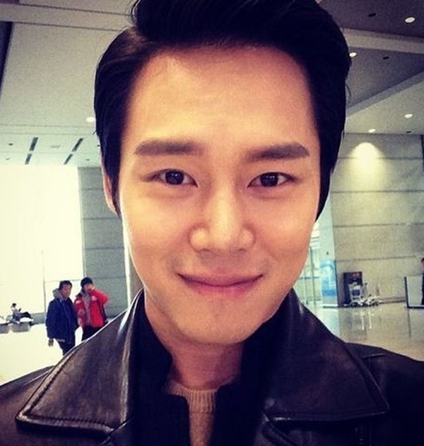 한주완, 돌이킬 수 없는 길 걸었다...어쩌다 연예면 아닌 사회면으로 갔나