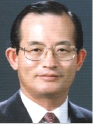 신명호 前아시아개발은행 부총재.(사진=부영그룹)