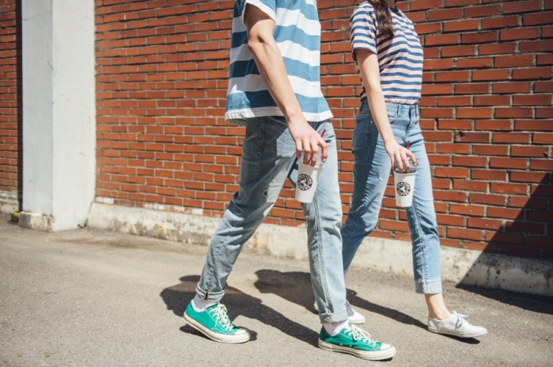 에프알제이x탐앤탐스 ‘아이스카페 데님’ 협업 프로모션 진행