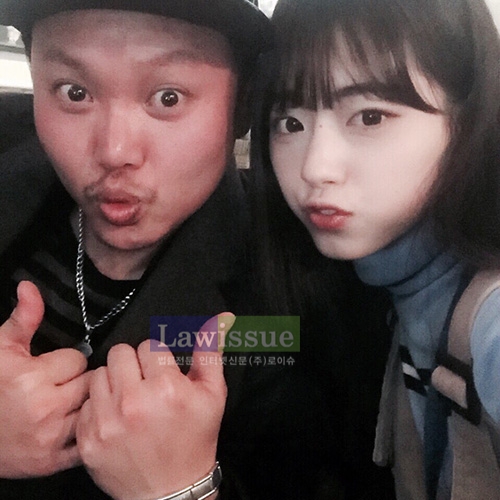 김민교, 익살스런 표정 속 큰 눈망울...옆에 美女는 누구?