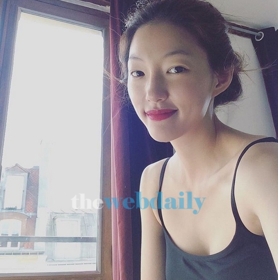 무성의한 태도로 잡음 일어...이엘, 곯아 떨어진 김재욱 사진 올렸다가