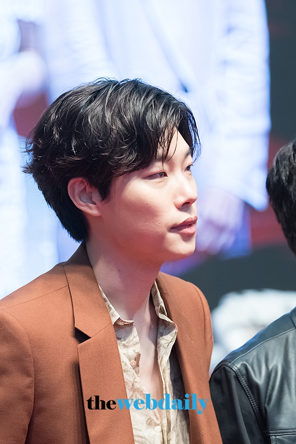 류준열, 영화 '독전' 레드카펫 행사