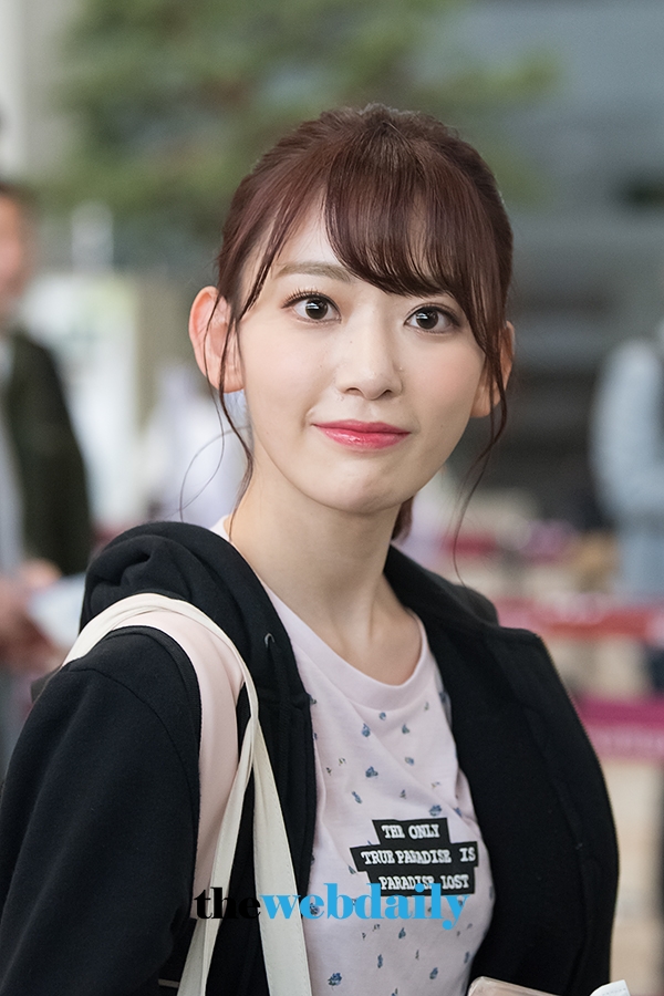 미야와키 사쿠라(宮脇咲良), 김포국제공항 출국 현장