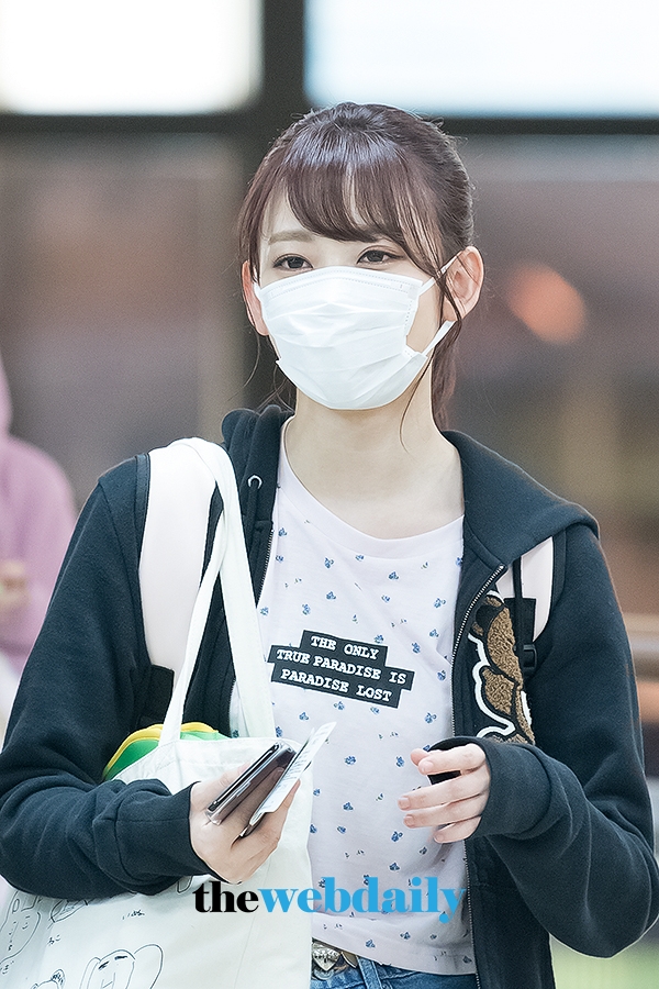 미야와키 사쿠라(宮脇咲良), 김포국제공항 출국 현장