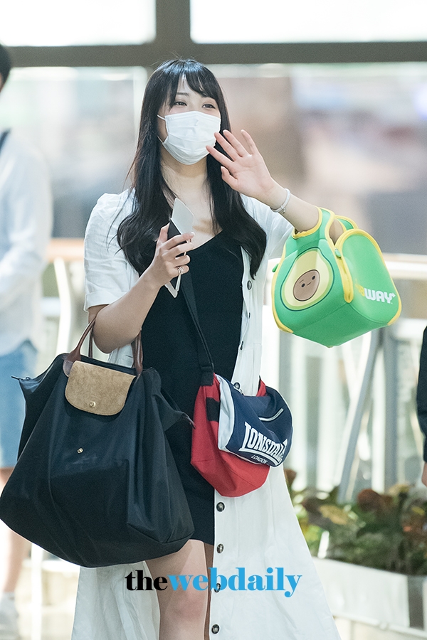 시로마 미루(白間美瑠), 김포국제공항 출국 현장
