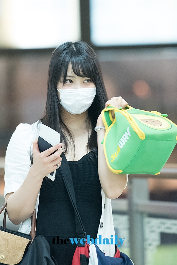 시로마 미루(白間美瑠), 김포국제공항 출국 현장