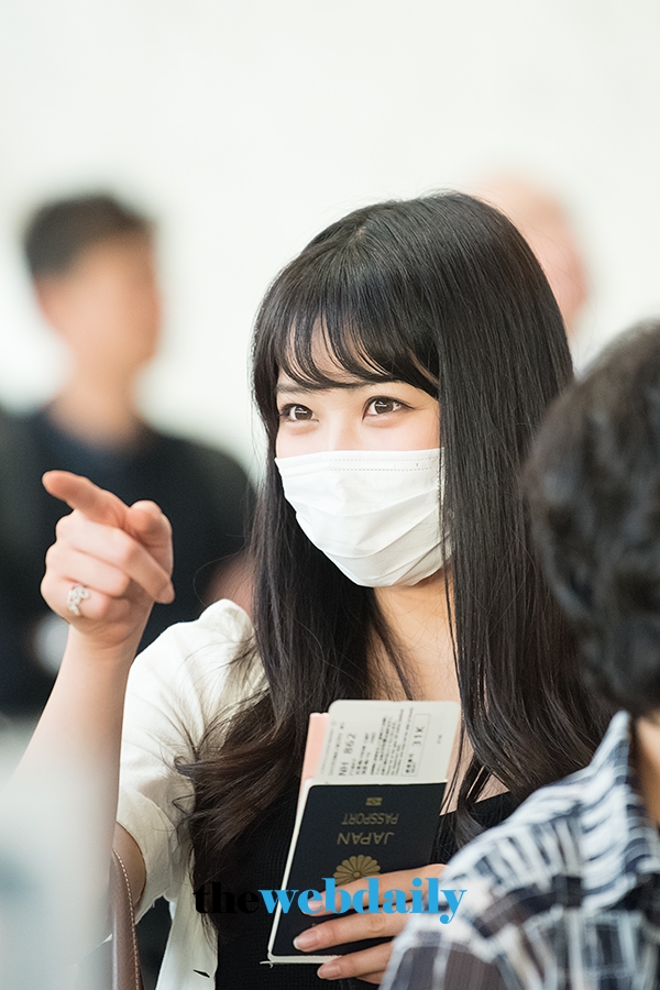 시로마 미루(白間美瑠), 김포국제공항 출국 현장