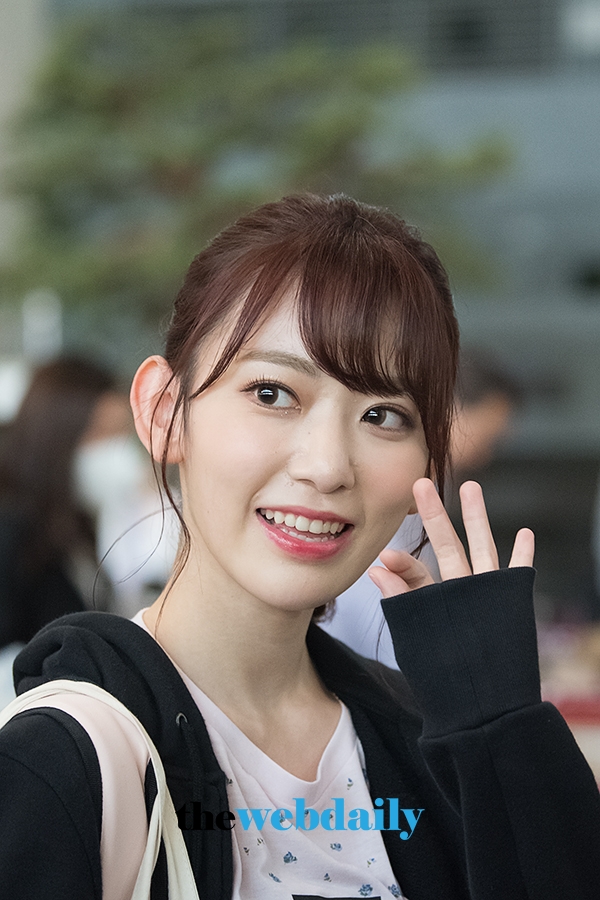 미야와키 사쿠라(宮脇咲良), 김포국제공항 출국 현장