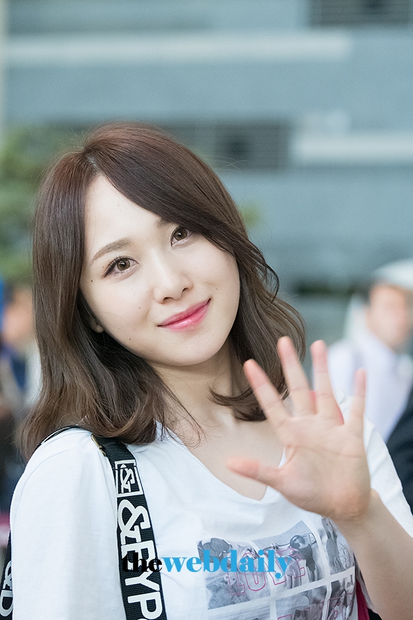 다카하시 쥬리(高橋朱里), 김포국제공항 출국 현장