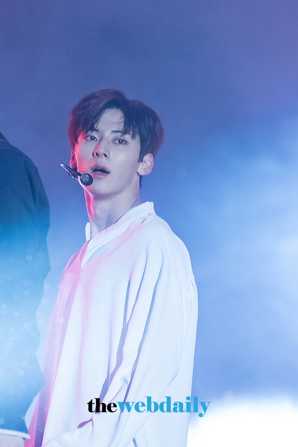 WannaOne(워너원) 황민현, 2018 서원밸리 그린콘서트