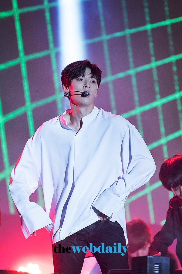 WannaOne(워너원) 황민현, 2018 서원밸리 그린콘서트
