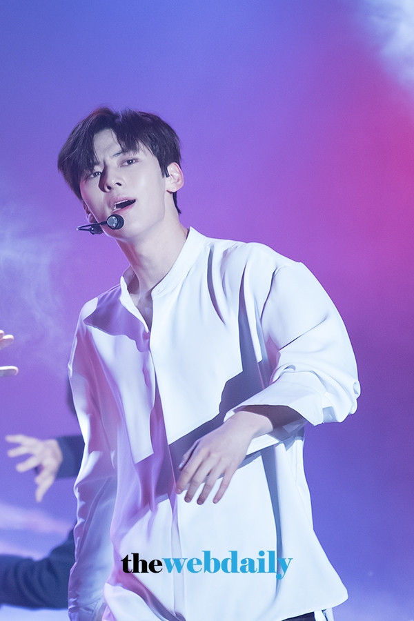 WannaOne(워너원) 황민현, 2018 서원밸리 그린콘서트