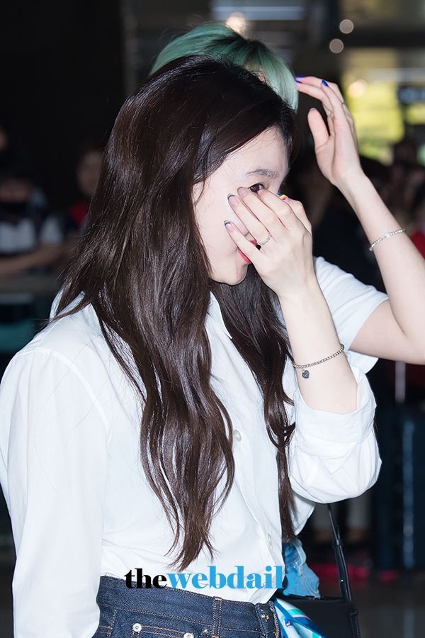 TWICE(트와이스) 나연, 김포국제공항 출국 현장