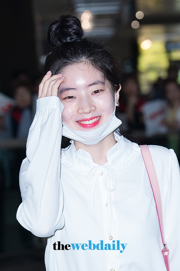 TWICE(트와이스) 다현, 김포국제공항 출국 현장