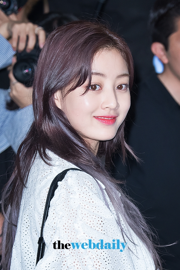 TWICE(트와이스) 지효, 김포국제공항 출국 현장