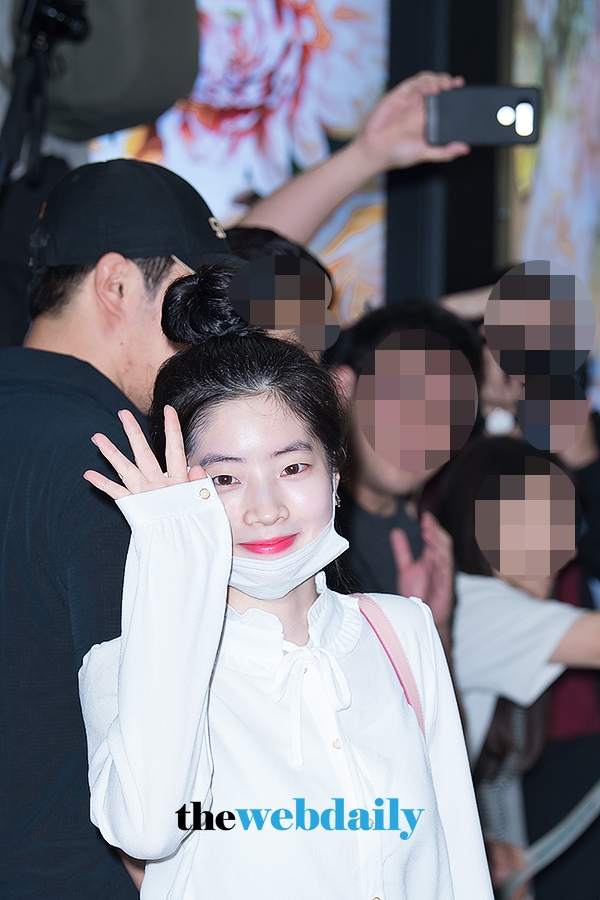 TWICE(트와이스) 다현, 김포국제공항 출국 현장