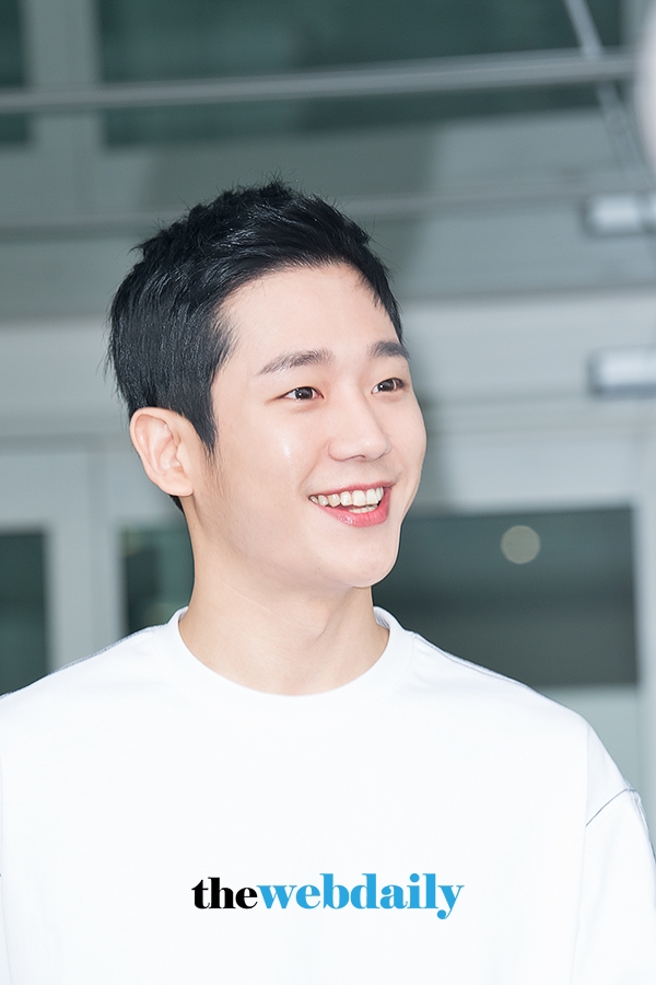 정해인, 인천국제공항 출국 현장