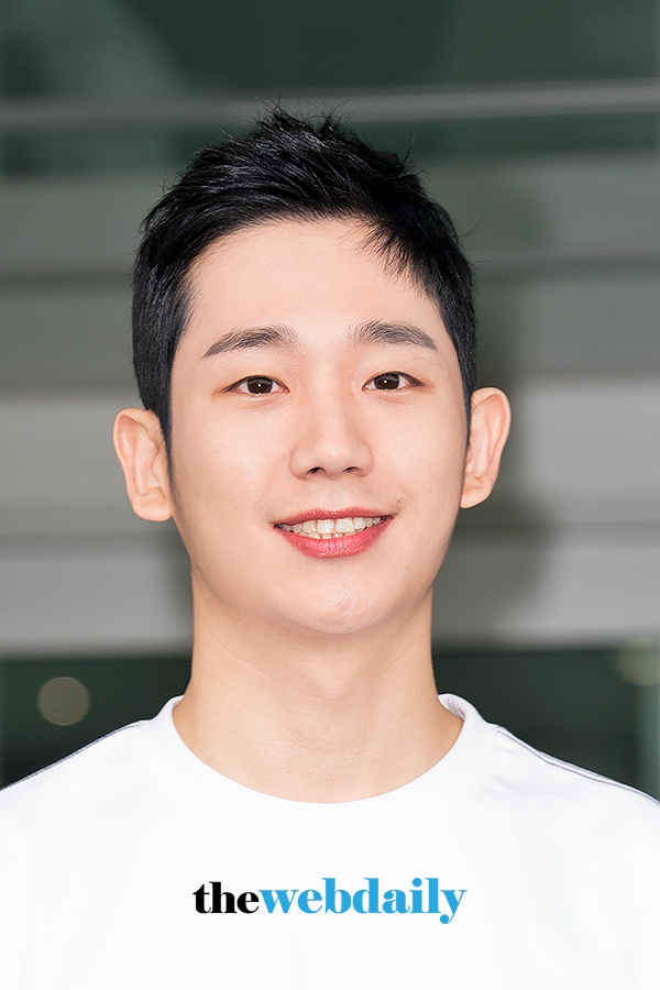 정해인, 인천국제공항 출국 현장